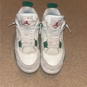 Jordan 4 pine green
